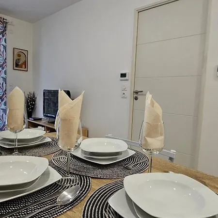 Cosy Dans Un Ecrin De Verdure -nice