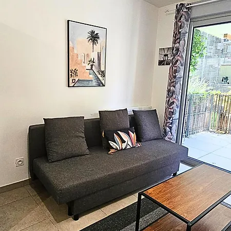 Cosy Dans Un Ecrin De Verdure -nice * Νίκαια