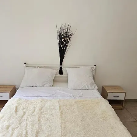 Cosy Dans Un Ecrin De Verdure -nice Διαμέρισμα Νίκαια