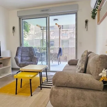 Apartman Cosy Dans Un Ecrin De Verdure -nice Nizza