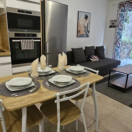 Cosy Dans Un Ecrin De Verdure -nice *