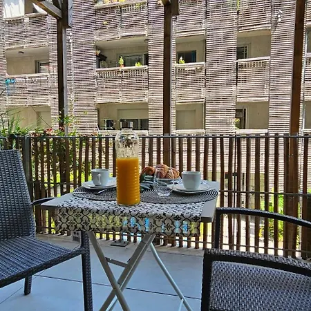 Cosy Dans Un Ecrin De Verdure -nice Nice