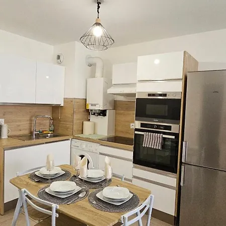 Daire Cosy Dans Un Ecrin De Verdure -nice *