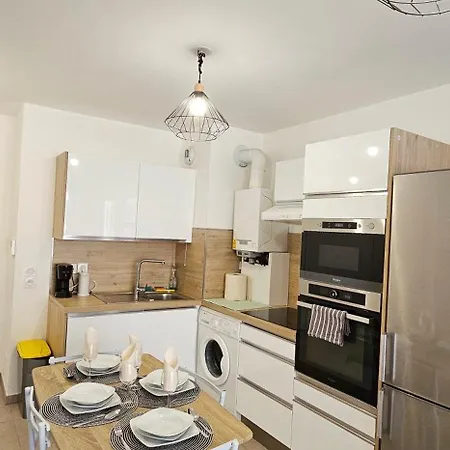 Daire Cosy Dans Un Ecrin De Verdure -nice *